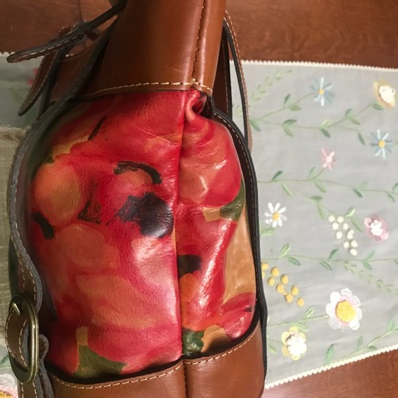 Patricia Nash Bags Patricia Nash Enna Bucket Tote Spring Multi